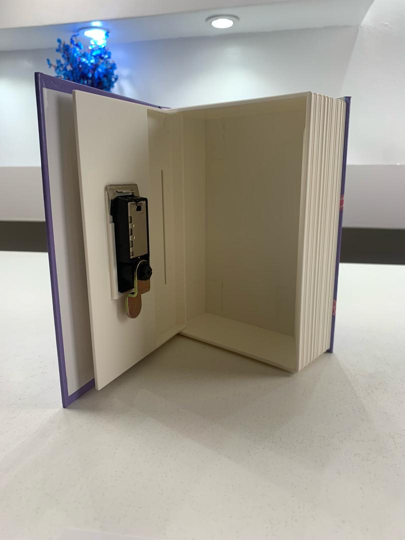 Coffre-fort Livre Kuromi – Boîte de Rangement Sécurisée